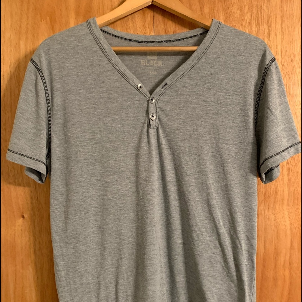 Black by Buckle henley size Large